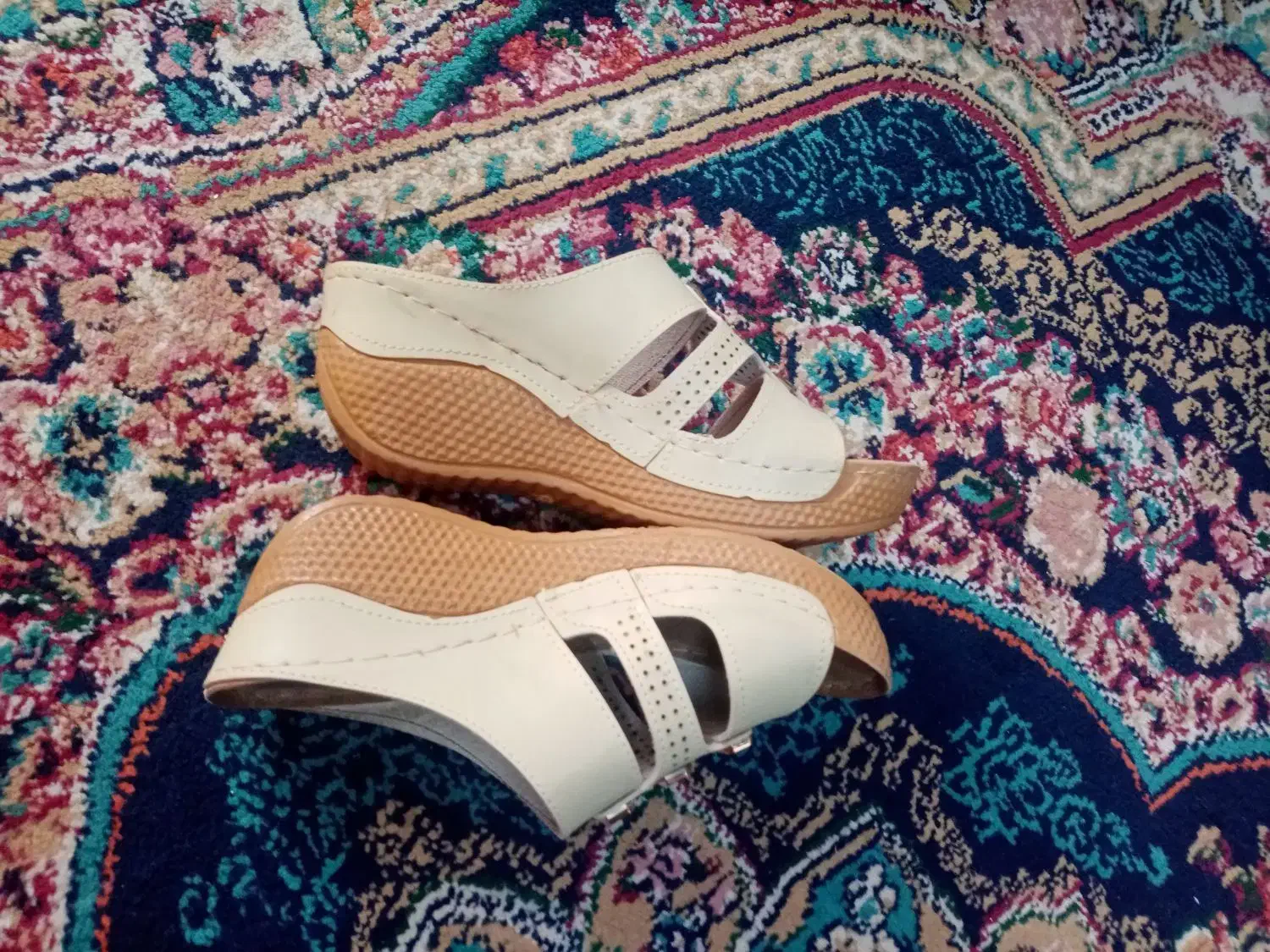 کفش زنانه|کیف، کفش، کمربند|یزد, |دیوار