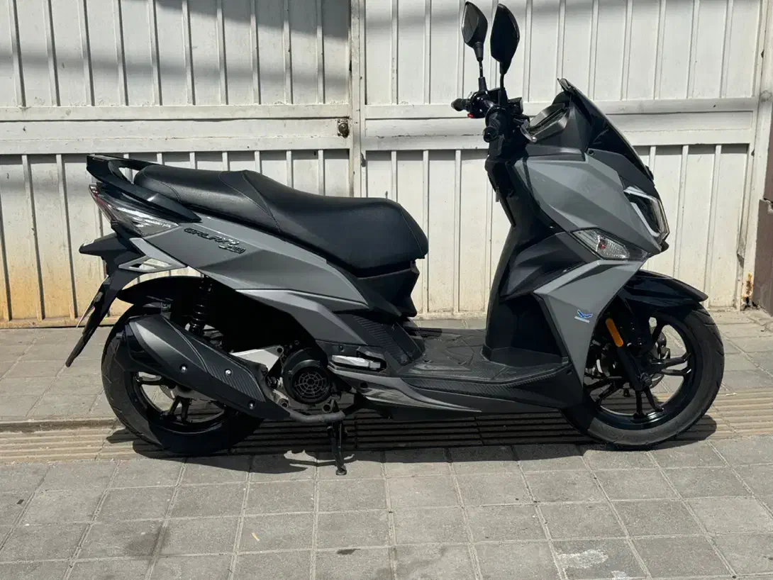 j 200|موتورسیکلت|تهران, تهران‌نو|دیوار