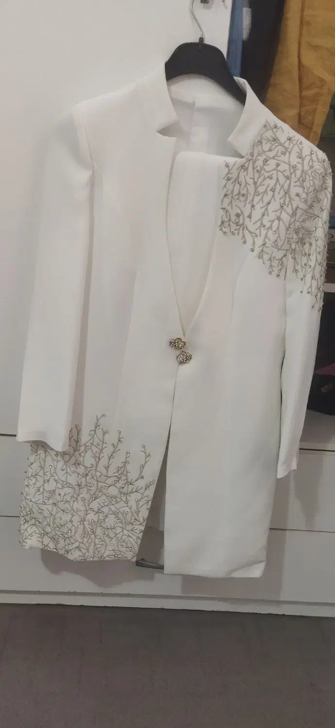 کت وشلوار|لباس|صدرا-فارس, فاز ۱|دیوار