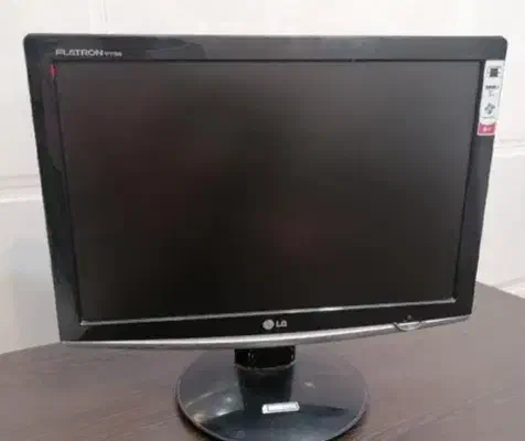 مانیتور های ۱۵ ،۱۷ ،۱۹ ،۲۰|رایانه رومیزی|کرمان, |دیوار