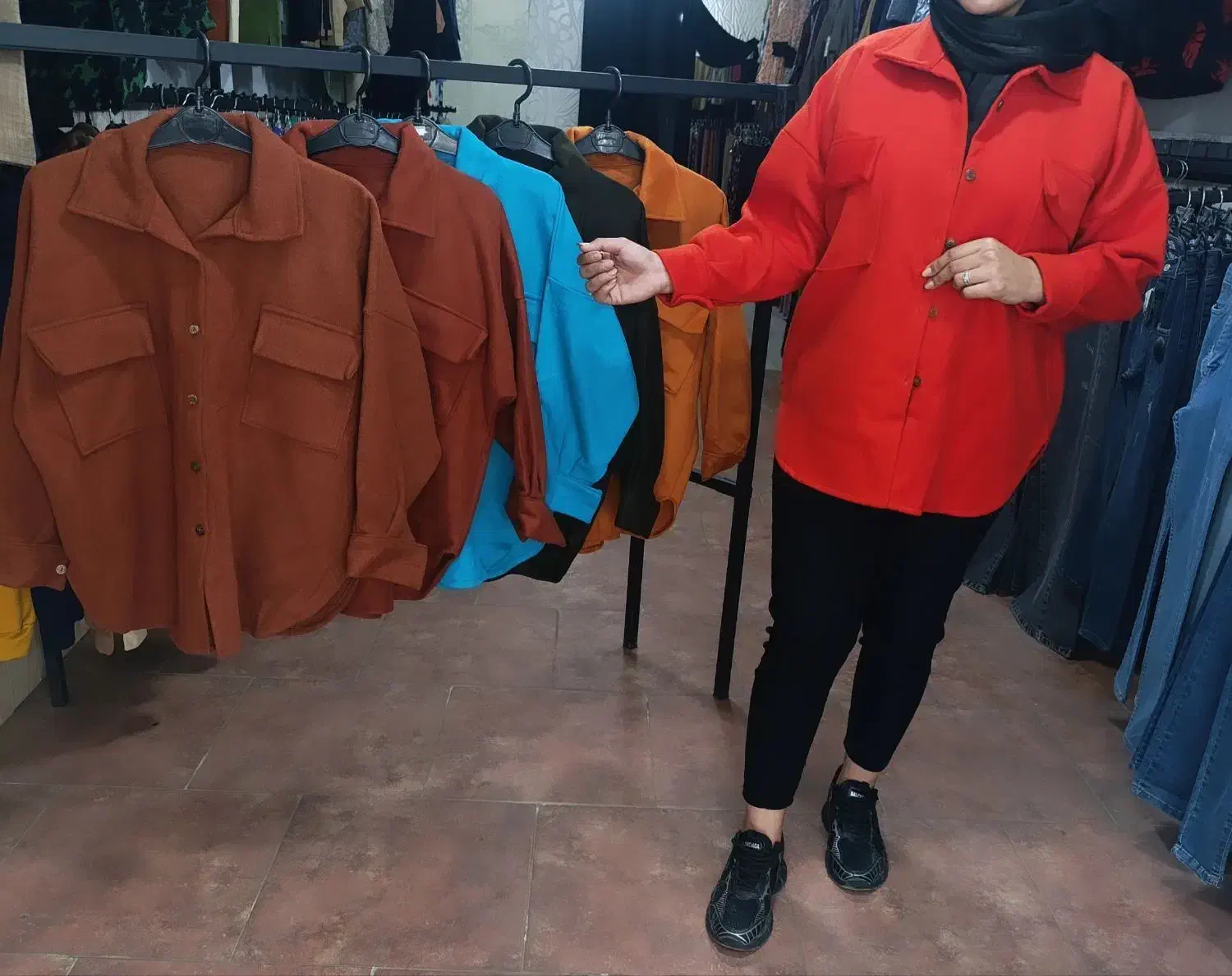 پوشاک مداستار|لباس|ارومیه, |دیوار