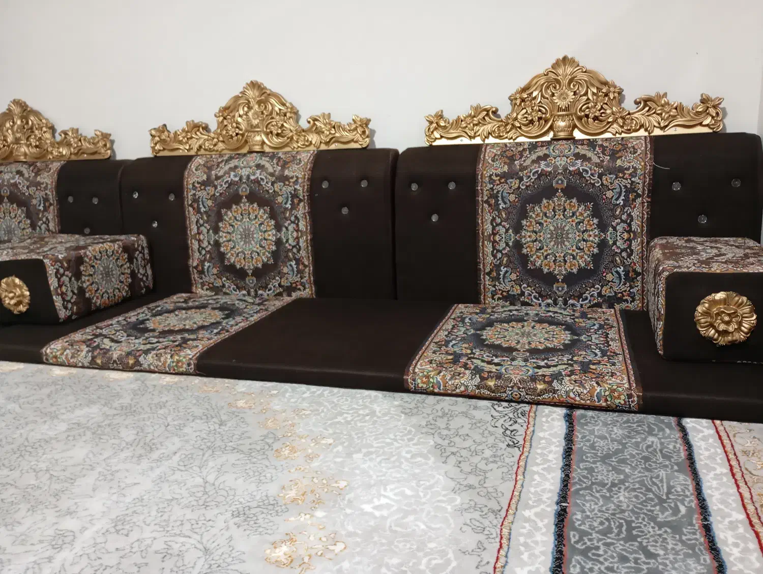 پشتی|پشتی|امیدیه, |دیوار