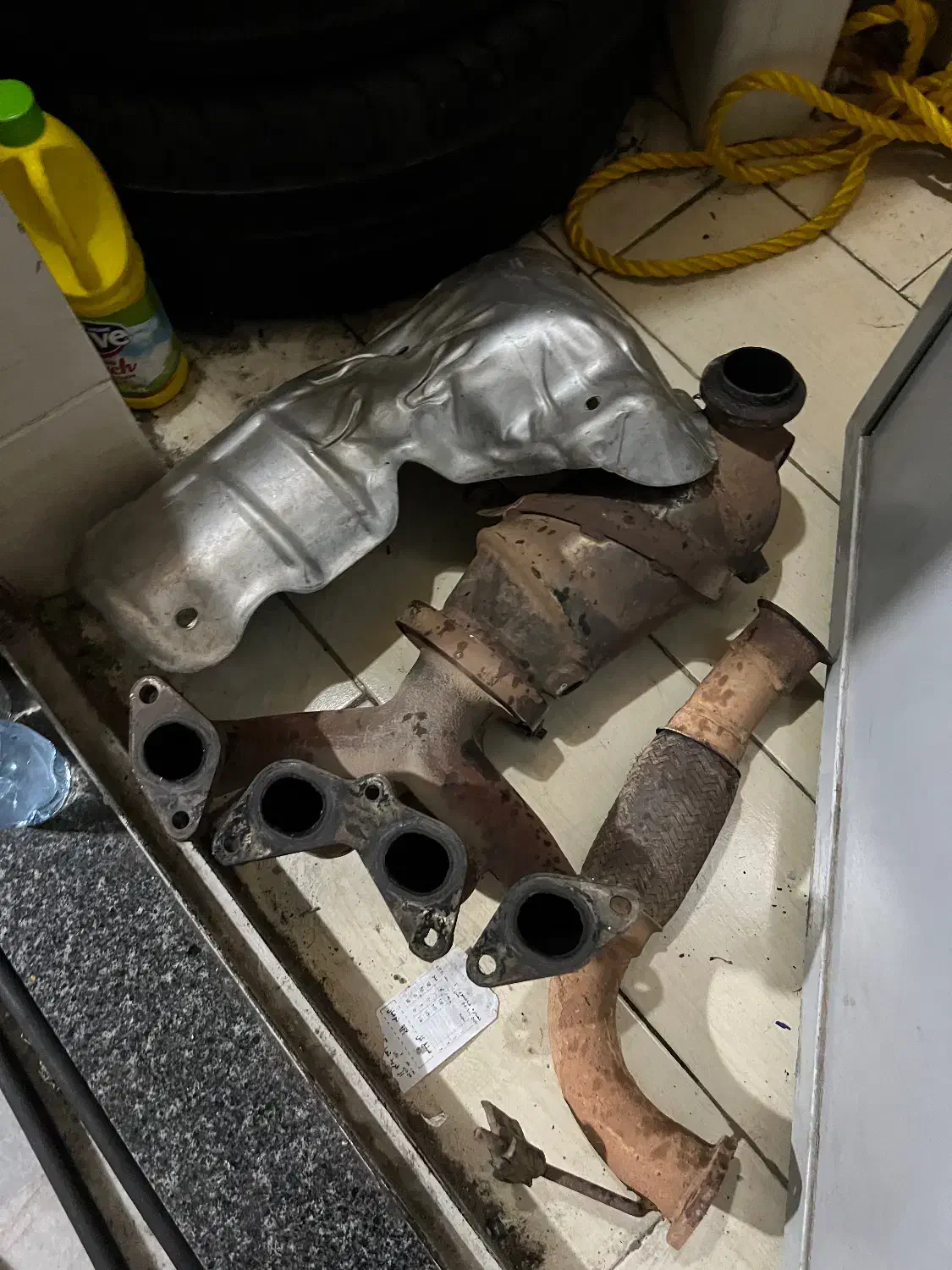 کاتالیز فابریک دنا درحد با منیفولد|قطعات یدکی و لوازم جانبی|رشت, منظریه|دیوار