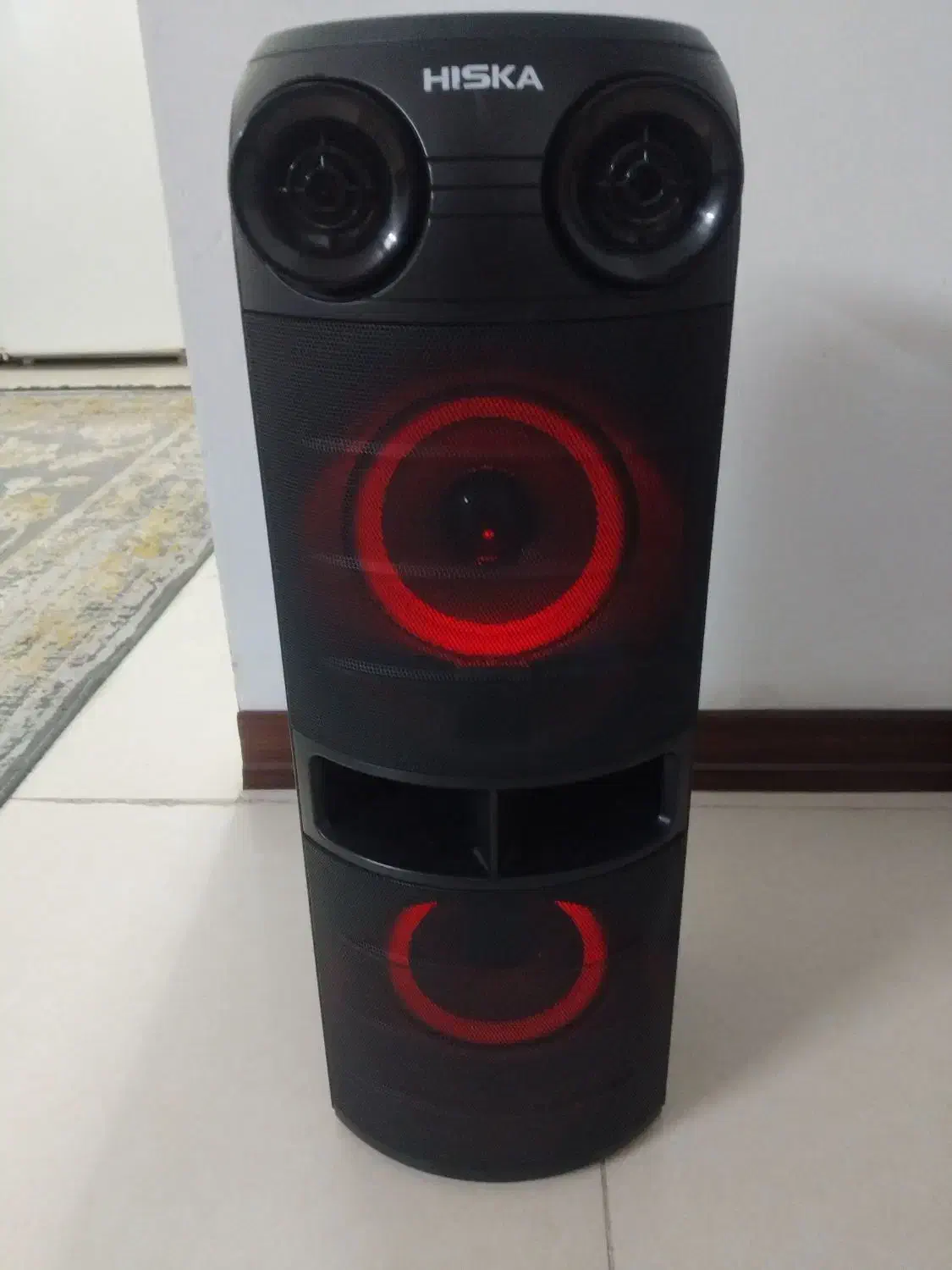 اسپیکر با برند هیسکا درحد نو|صوتی و تصویری|خمینیشهر, |دیوار