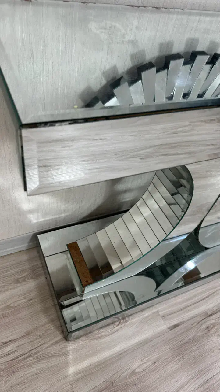 اینه خورشیدی ومیز کنسول اینه ای|بوفه، ویترین، کنسول|بندرعباس, |دیوار