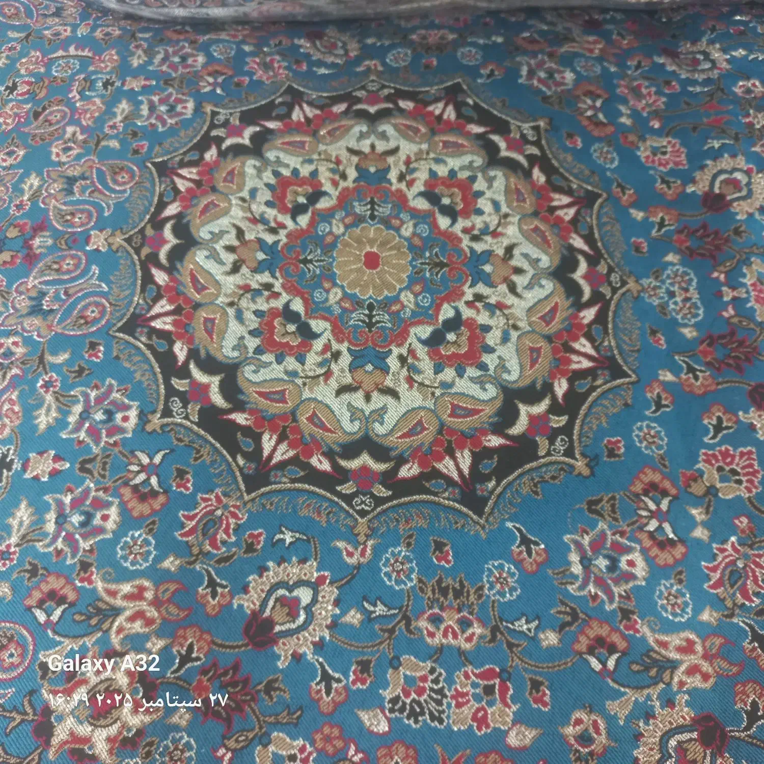 کناره و پشتی و بالشت ترمه|رختخواب، بالش، پتو|کرمان, |دیوار