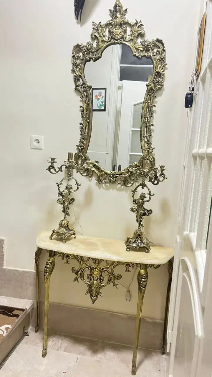 آینه شمعدان برنز در حد نو|بوفه، ویترین، کنسول|خوی, |دیوار