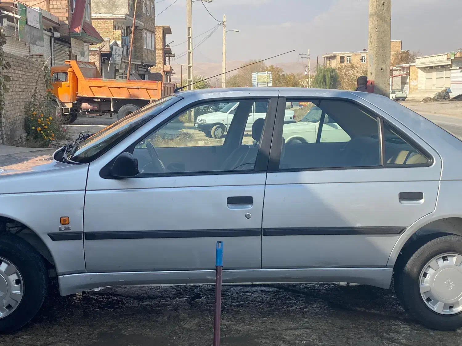 پژو ۴۰۵|خودرو سواری و وانت|سیلوانه, |دیوار