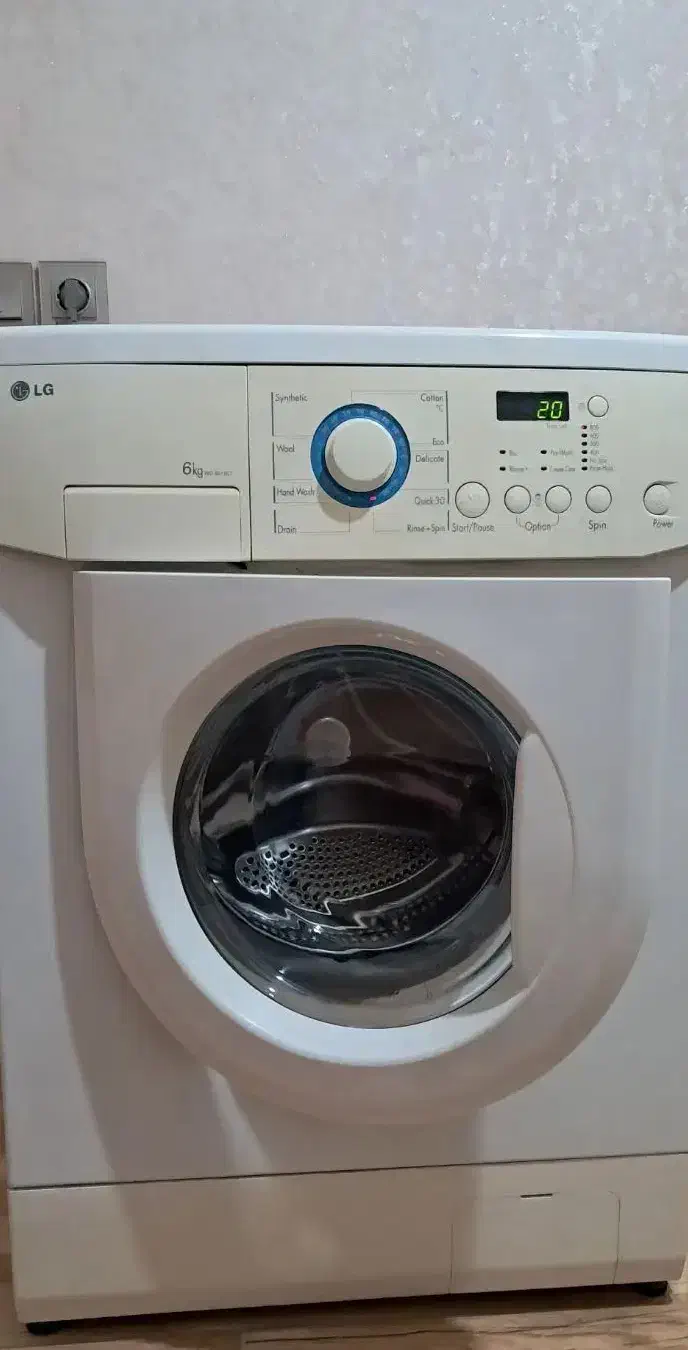 ماشین لباسشویی ۶ کیلویی ال جی|ماشین لباسشویی و خشک‌کن لباس|کرمانشاه, |دیوار