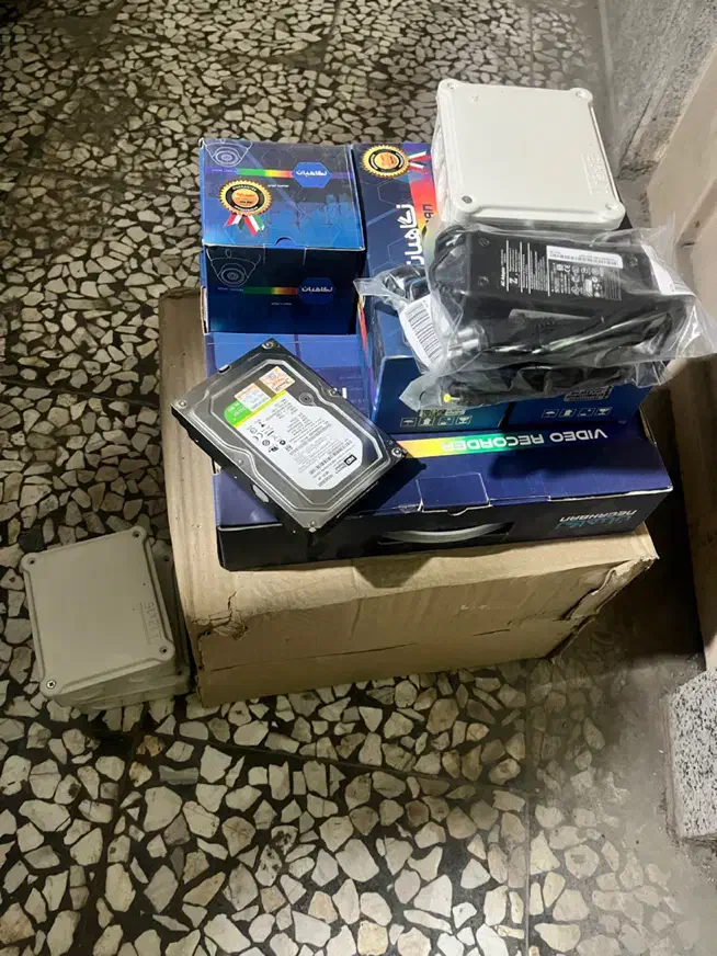 دوربین مداربسته و دزدگیر (تک فروشی و پک کامل)|دوربین مداربسته|اصفهان, الهیه|دیوار