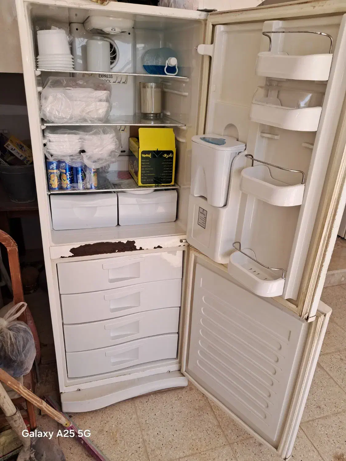 یخچال|یخچال و فریزر|شاهین‌شهر, نسیم ۵|دیوار