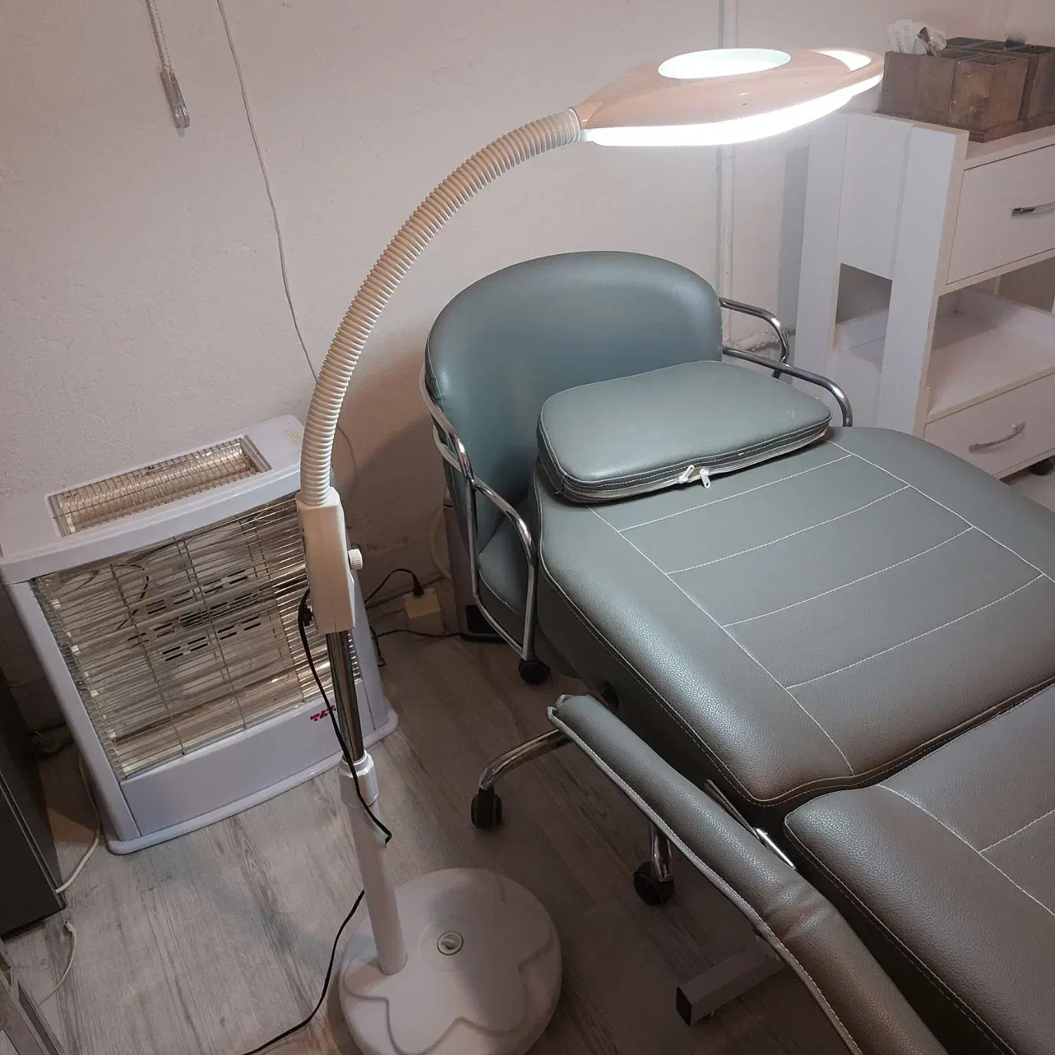 تخت|تخت و سرویس خواب|مشهد, الهیه|دیوار