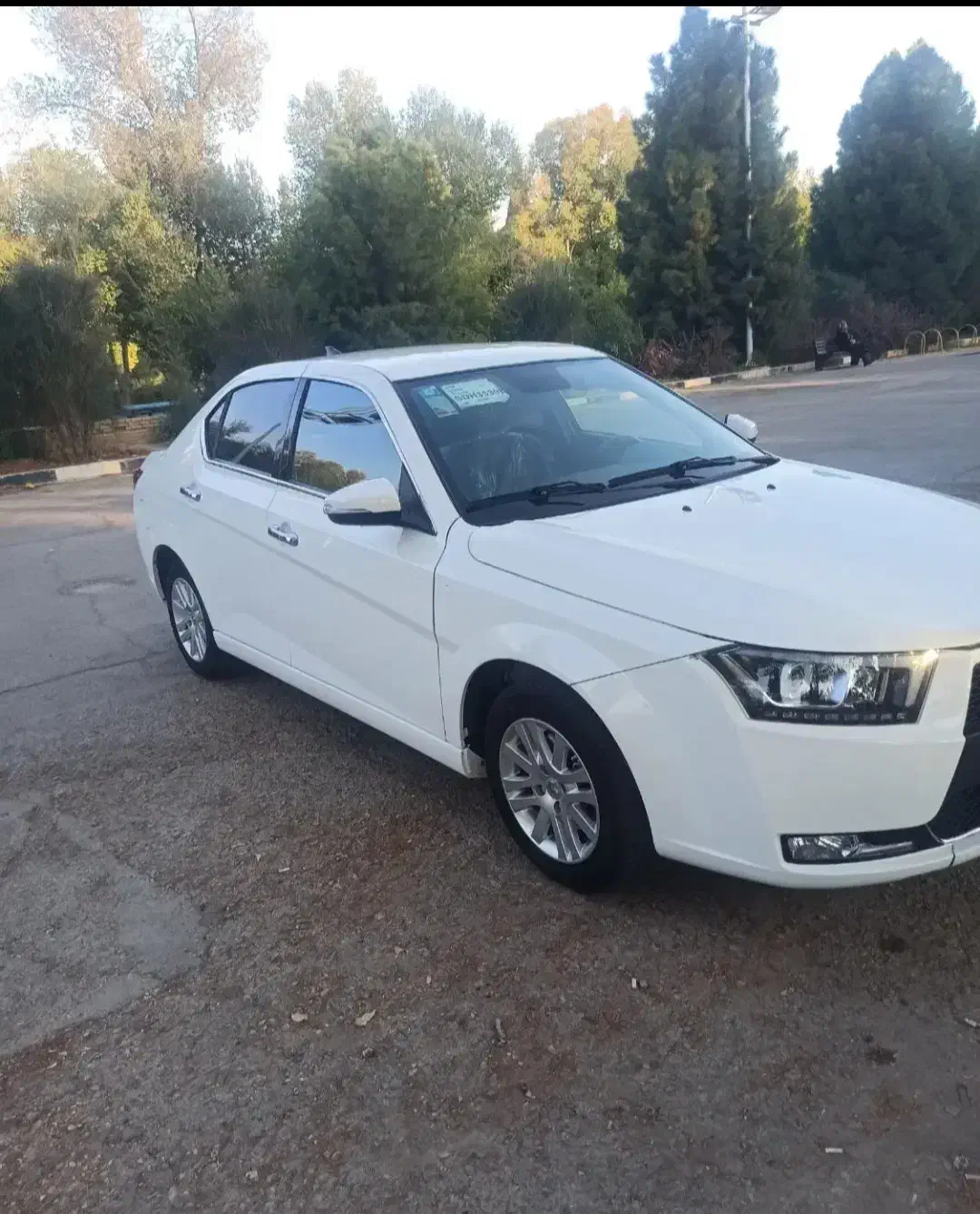 دنا پلاس ۱۴۰۰ درحد خشک|خودرو سواری و وانت|بروجرد, |دیوار