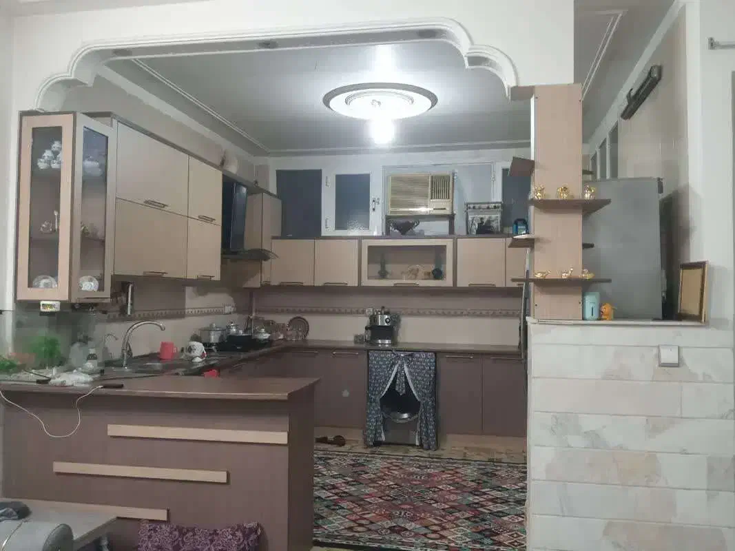 دو طبقه جنوبی پارکینگ دار|فروش خانه و ویلا|قم, هفت تیر|دیوار