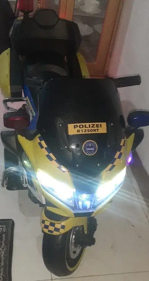 موتور شارژی پلیسی|اسباببازی بچه|حمیدیا, |دیوار