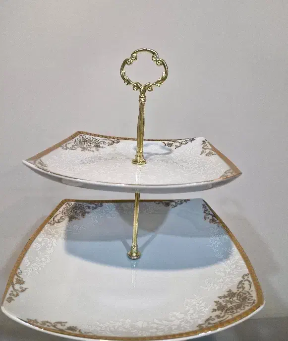 شیرینی خوری چینی دو طبقه|ظروف سرو و پذیرایی|تهران, صادقیه|دیوار