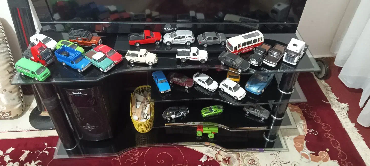 ماشین فلزی کلکسیونی|اسباب‌بازی بچه|خرم‌آباد, |دیوار