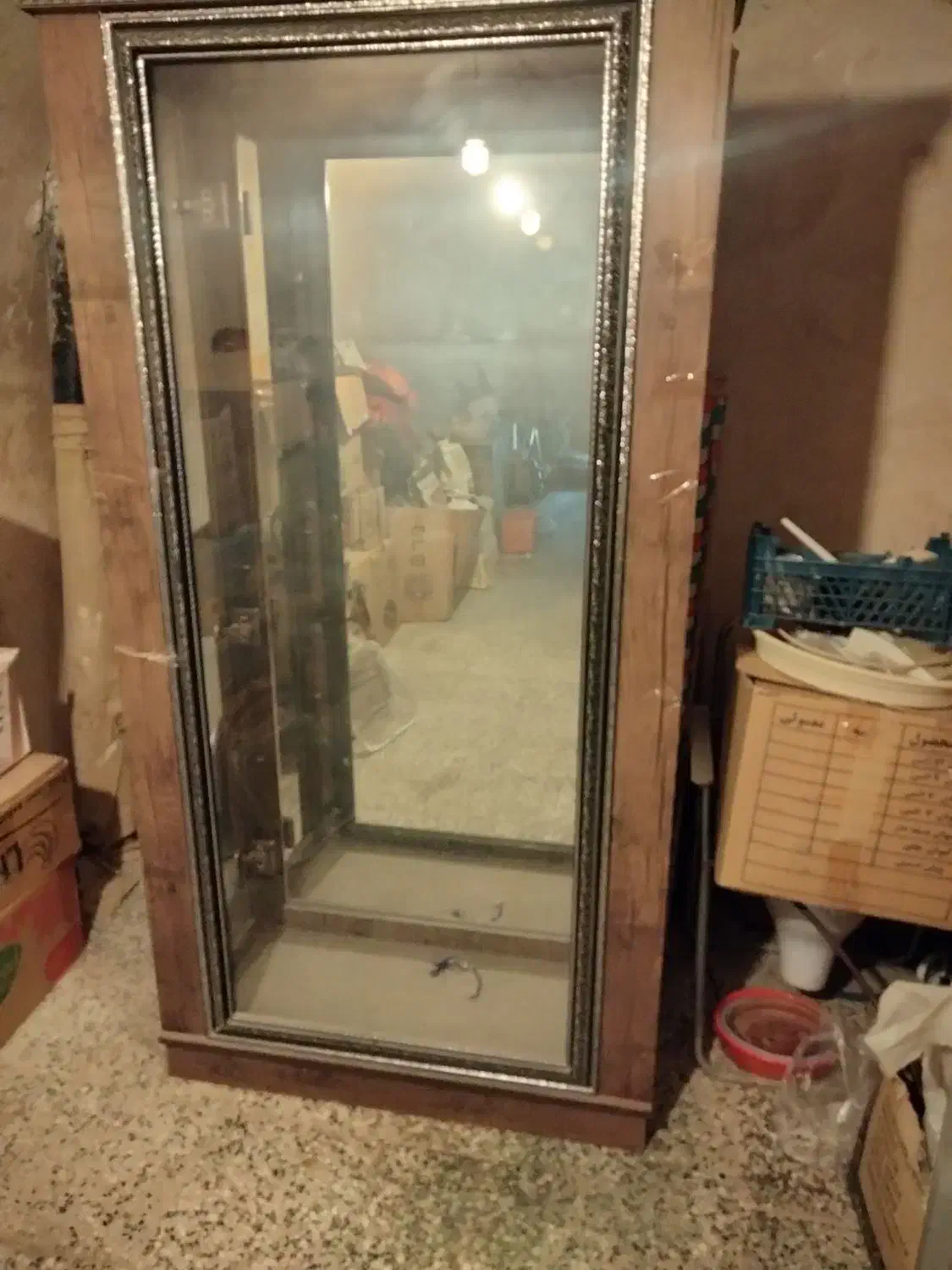 ویترین در حد نو|بوفه، ویترین، کنسول|داران, |دیوار