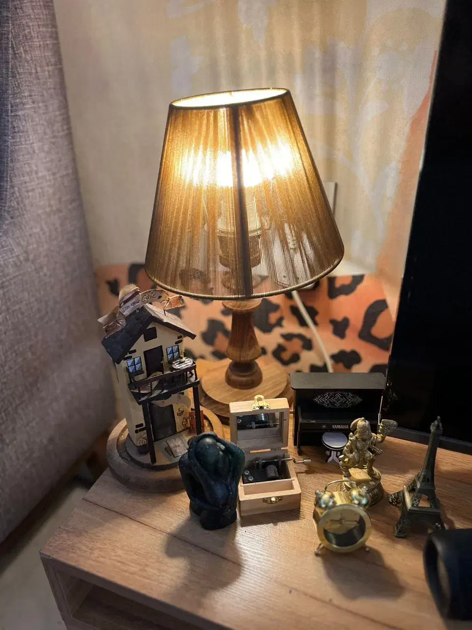 ۳ عدد آواژور سالم نو نو|چراغ خواب و آباژور|تهران, لویزان|دیوار