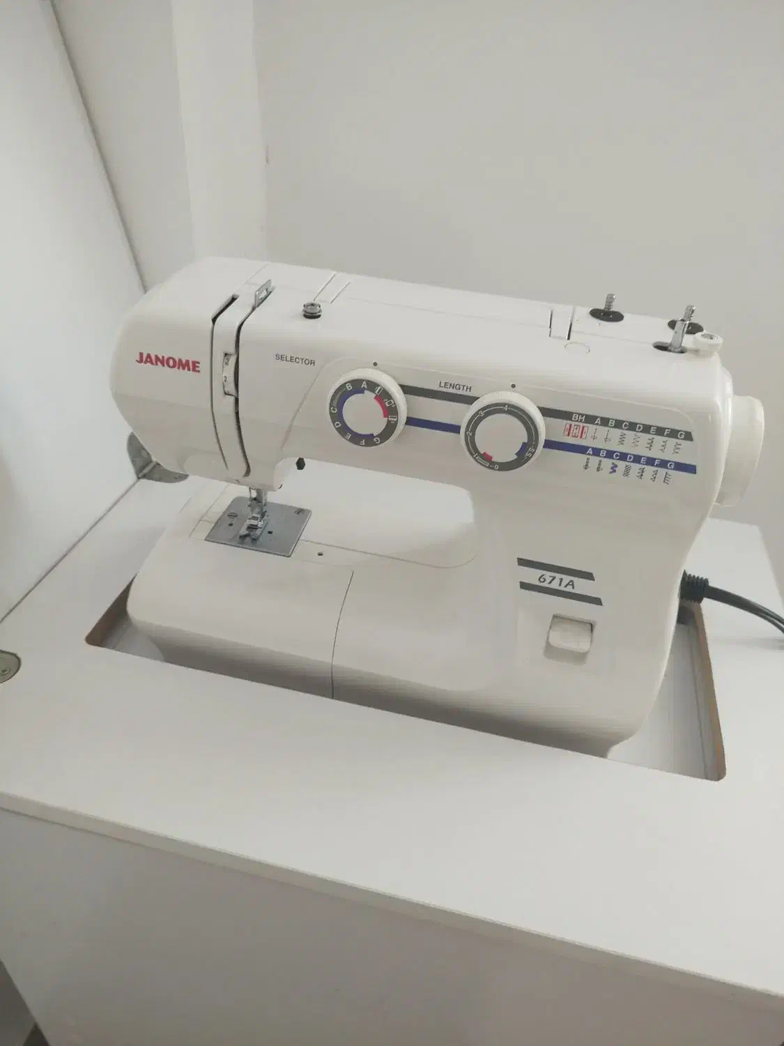 چرخ خیاطی و گلدوزی ژانومه 671A (نو، آکبند)|چرخ خیاطی و ریسندگی|رشت, صفاری|دیوار