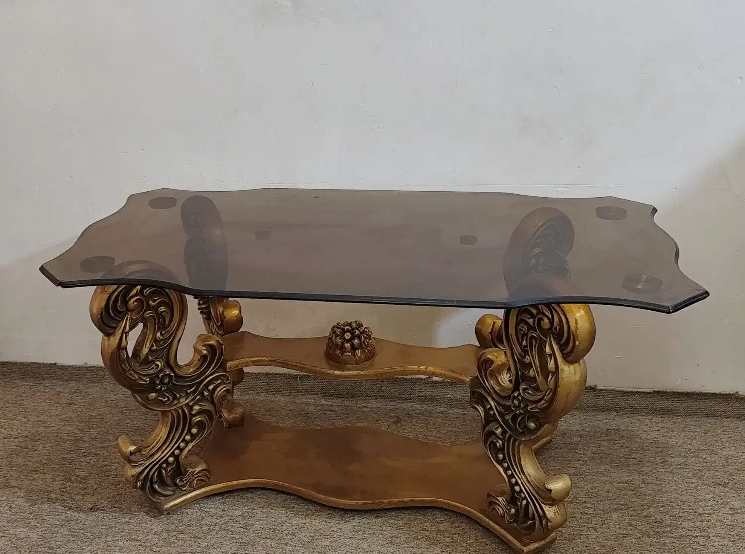 فروش فوری میز ناخن و لوازم چوبی.. حتما کپشن بخون|مبلمان خانگی و میز عسلی|گلستان (تهران), |دیوار