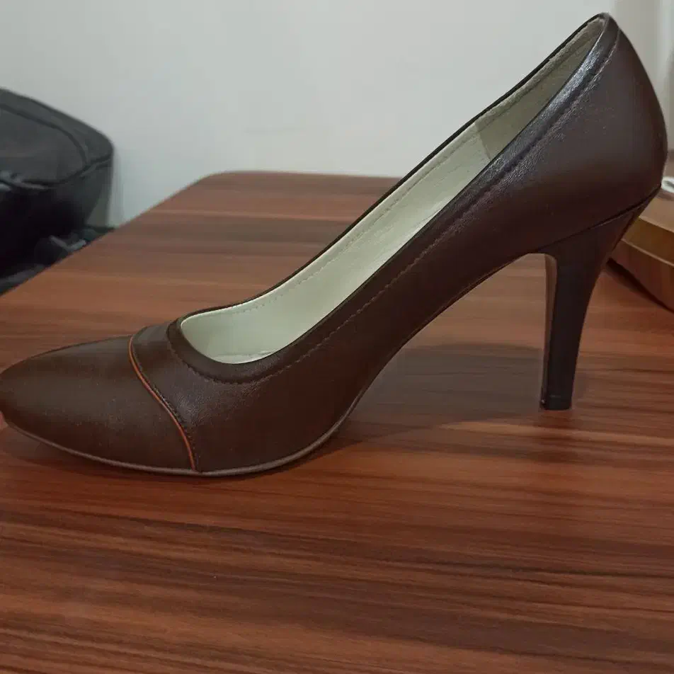 کفش چرم بلک بوفالو|کیف، کفش، کمربند|بهبهان, |دیوار