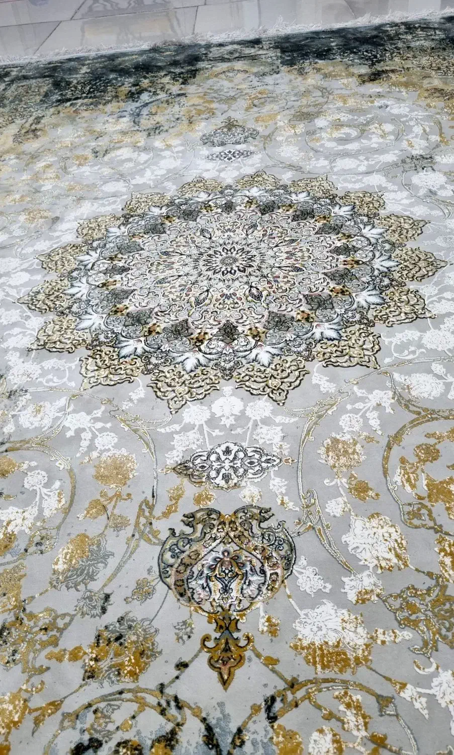 ۲ تخته فرش ۱،۵۰۰ شانه ،تراکم ۴،۵۰۰|فرش|کرمانشاه, |دیوار