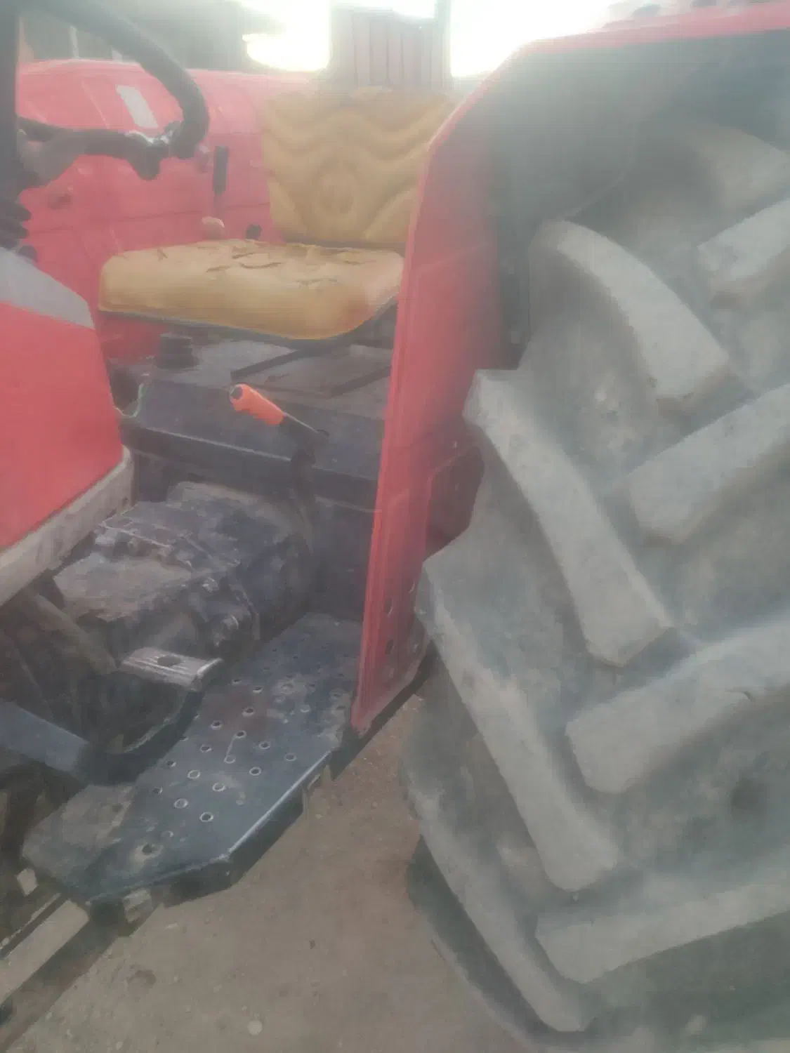 تراکتور|خودرو سنگین|اندیکا, |دیوار