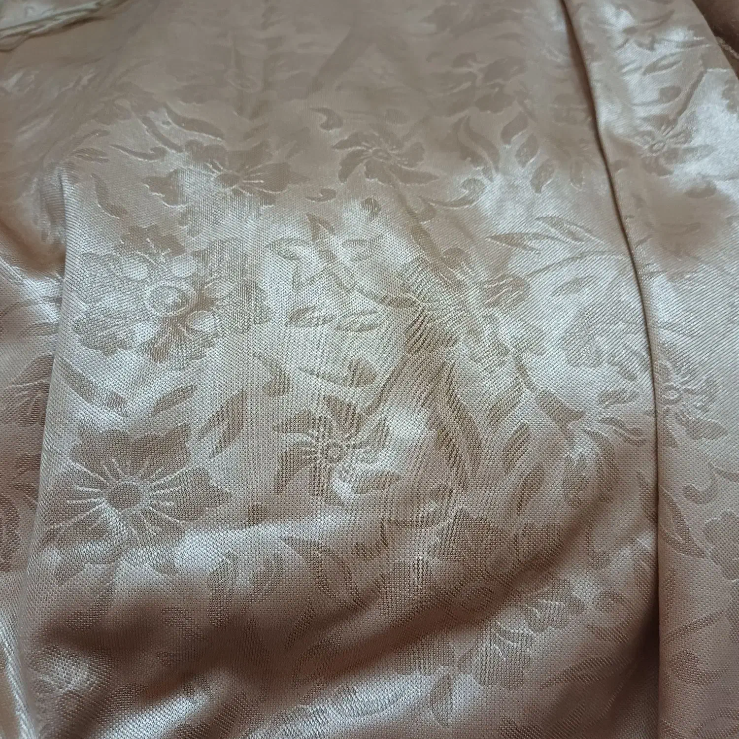 پرده‌ا تمیز وسالم|پرده، رانر، رومیزی|مشهد, امیریه|دیوار