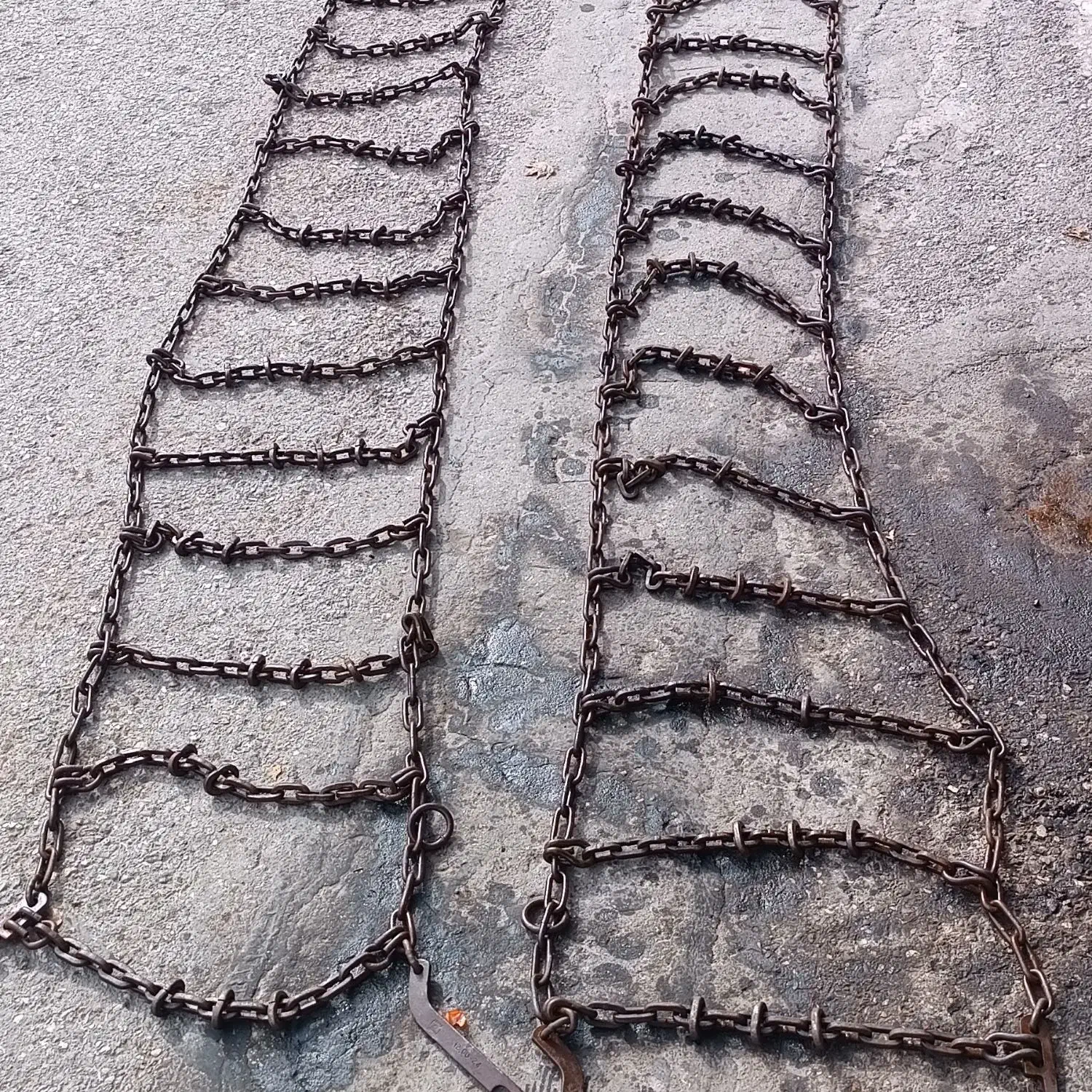 زنجیر چرخ اتوبوس|قطعات یدکی و لوازم جانبی|اهواز, فرهنگ شهر|دیوار