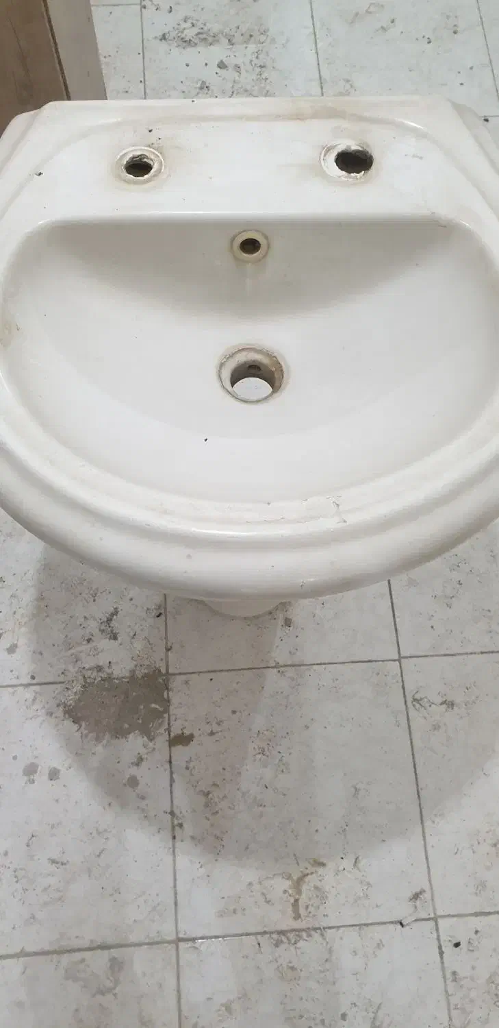 روشویی بزرگ  سالم درحمیدیان مسجد امام رضا|لوازم سرویس بهداشتی|رشت, پاره بیجار|دیوار