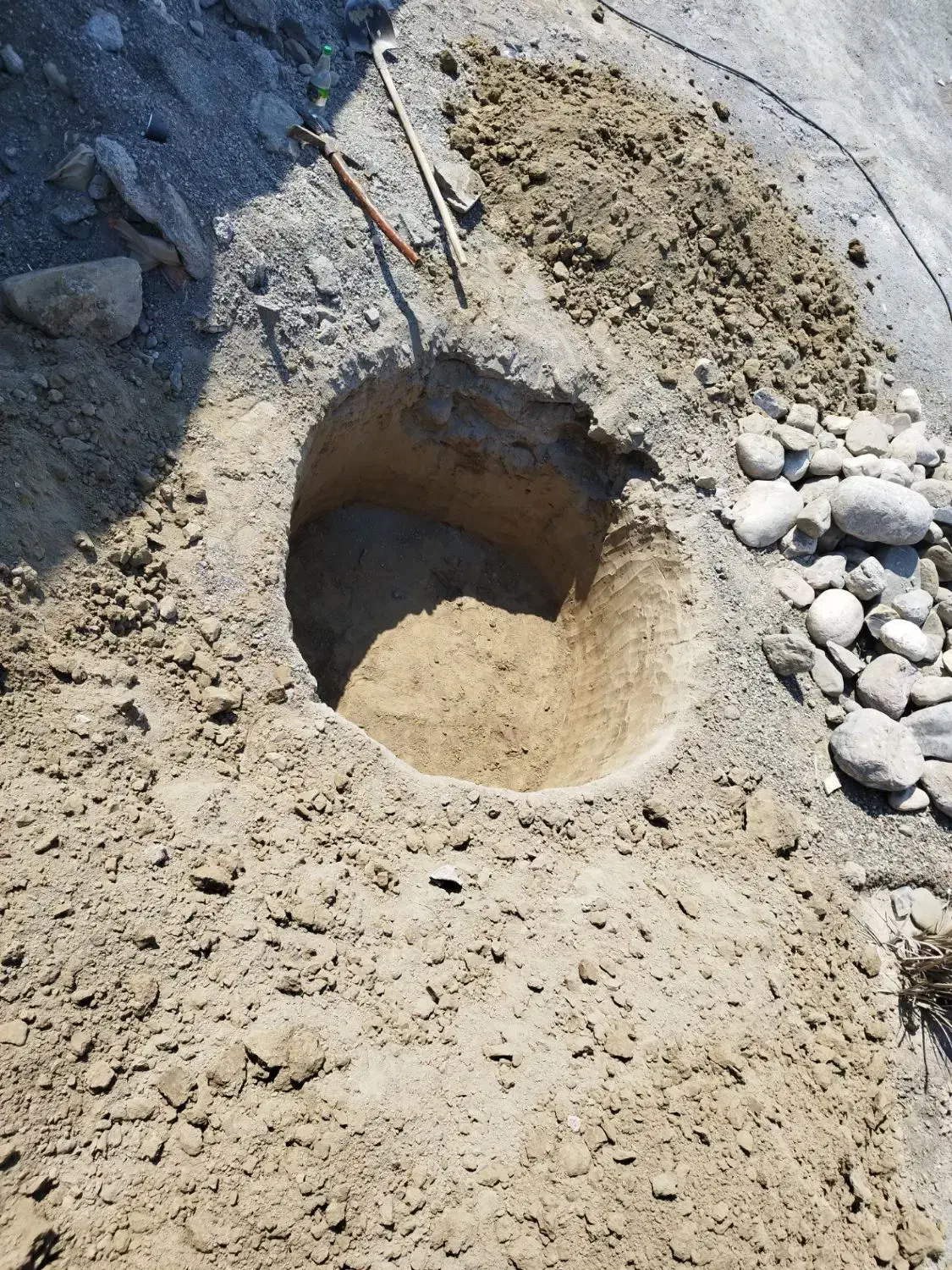 چاه کن تخلیه دیوار|خدمات پیشه و مهارت|میناب, |دیوار