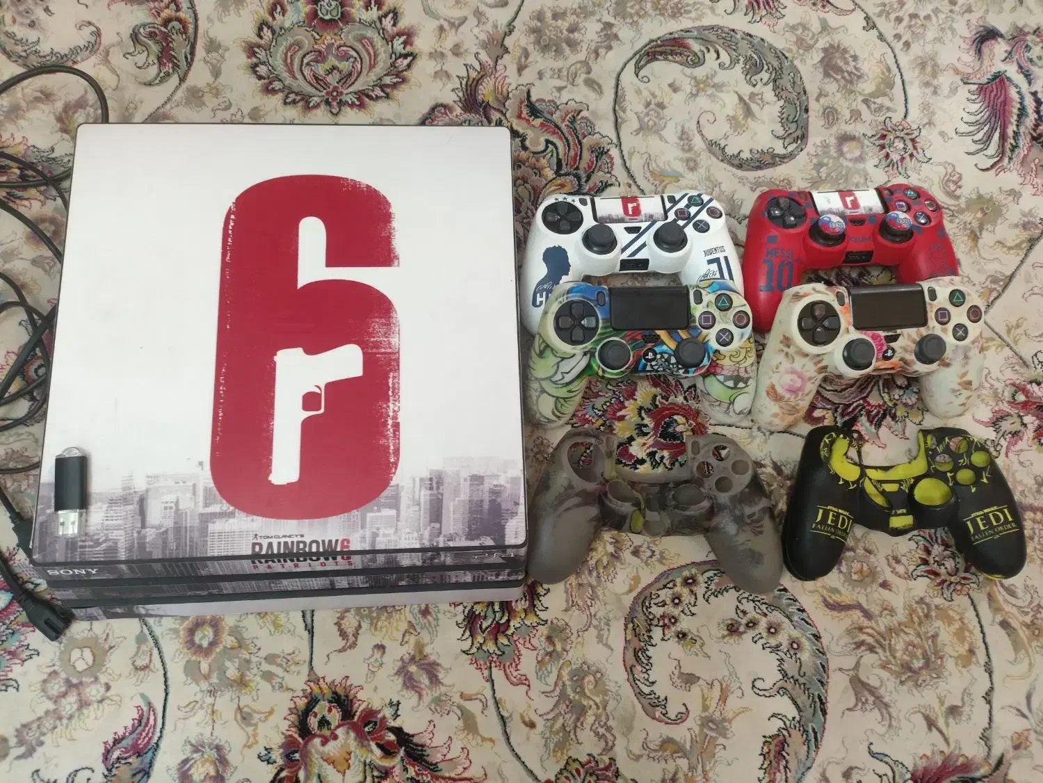 ps4 pro چهار دسته کپی خور|کنسول، بازی ویدئویی و آنلاین|مشهد, آبکوه|دیوار