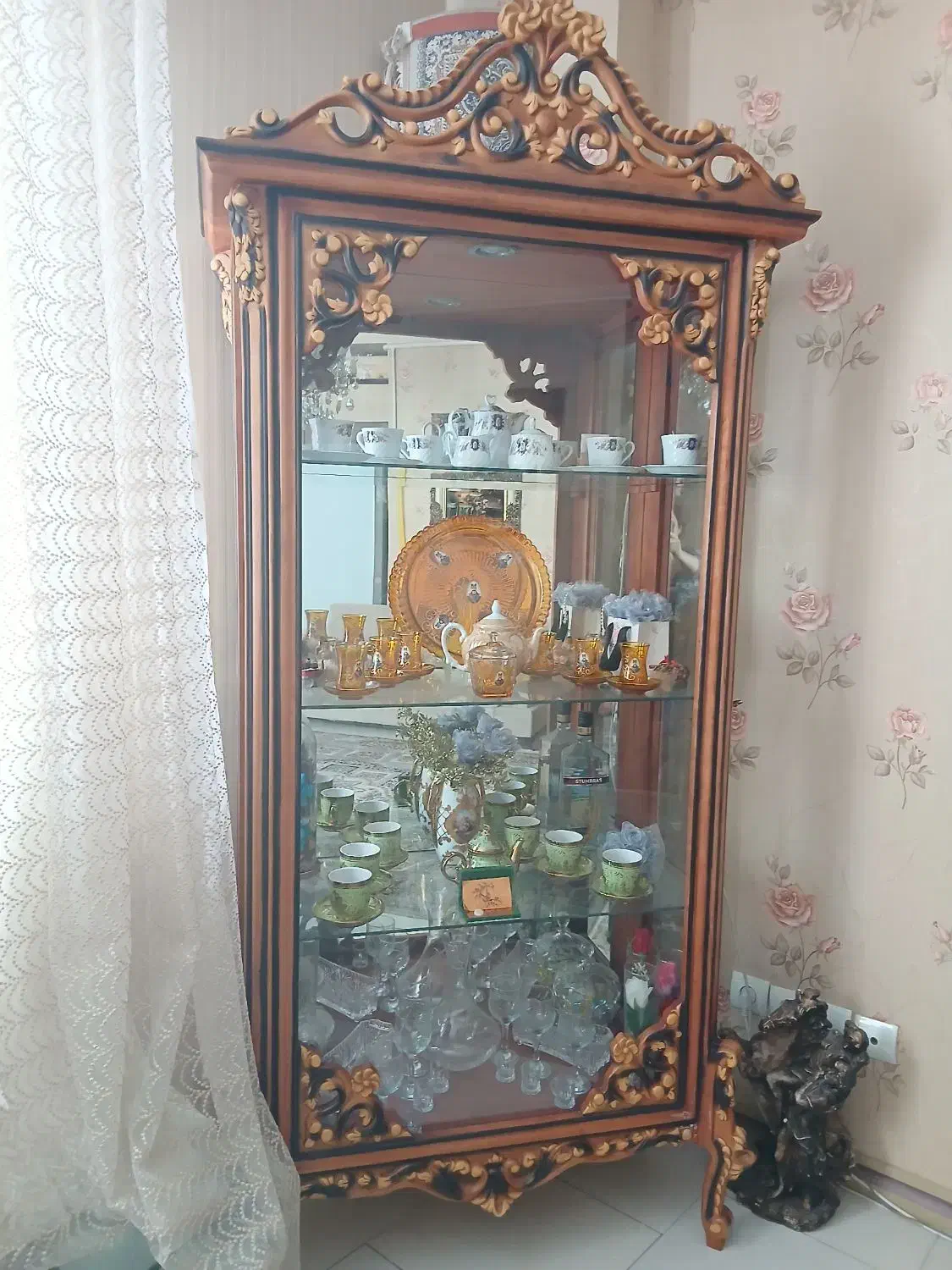 ویترین ومیزتلویزیون|بوفه، ویترین، کنسول|ملارد, |دیوار