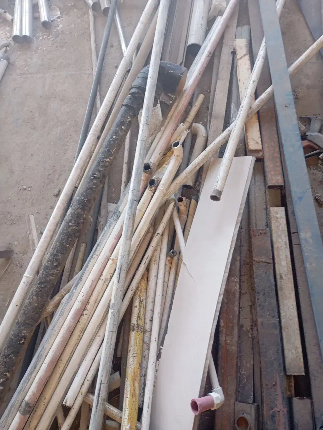 لوله گاز لوله ناودان نبشی پروفیل زایعات|حراج|فرخ‌شهر, |دیوار