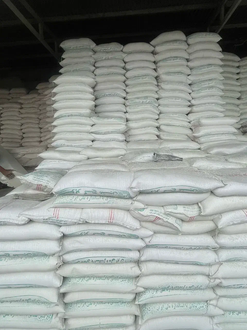 مصالح ساختمانی سیمان گچ اجر ماسه پوکه بلوک سیمانی|عمده‌فروشی|تهران, ازگل|دیوار