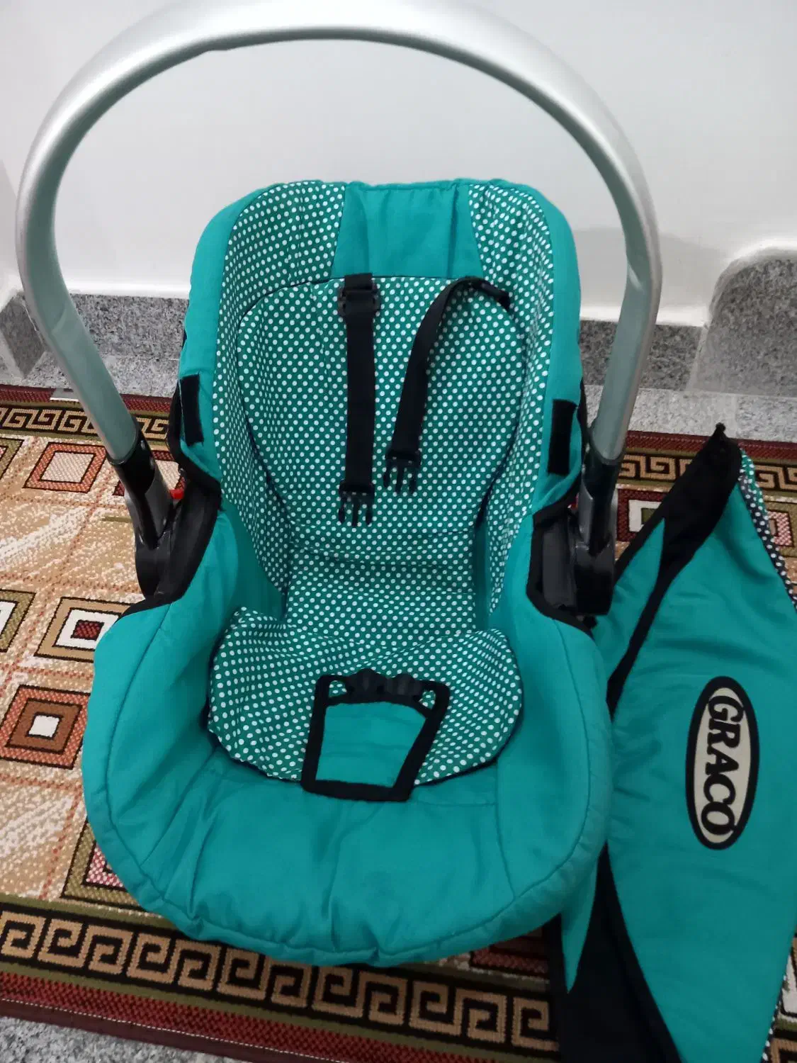 کریر|کالسکه و لوازم جانبی|تبریز, |دیوار