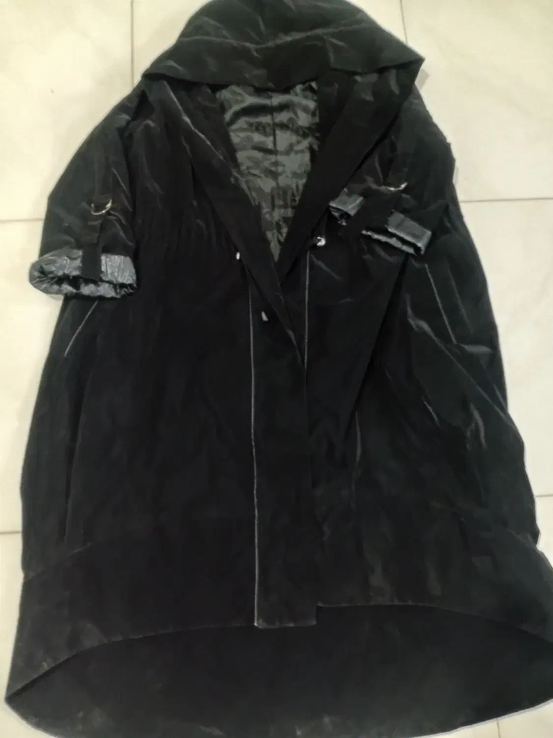 پالتو و کاپشن و پافر|لباس|نیشابور, خط کاشمر|دیوار