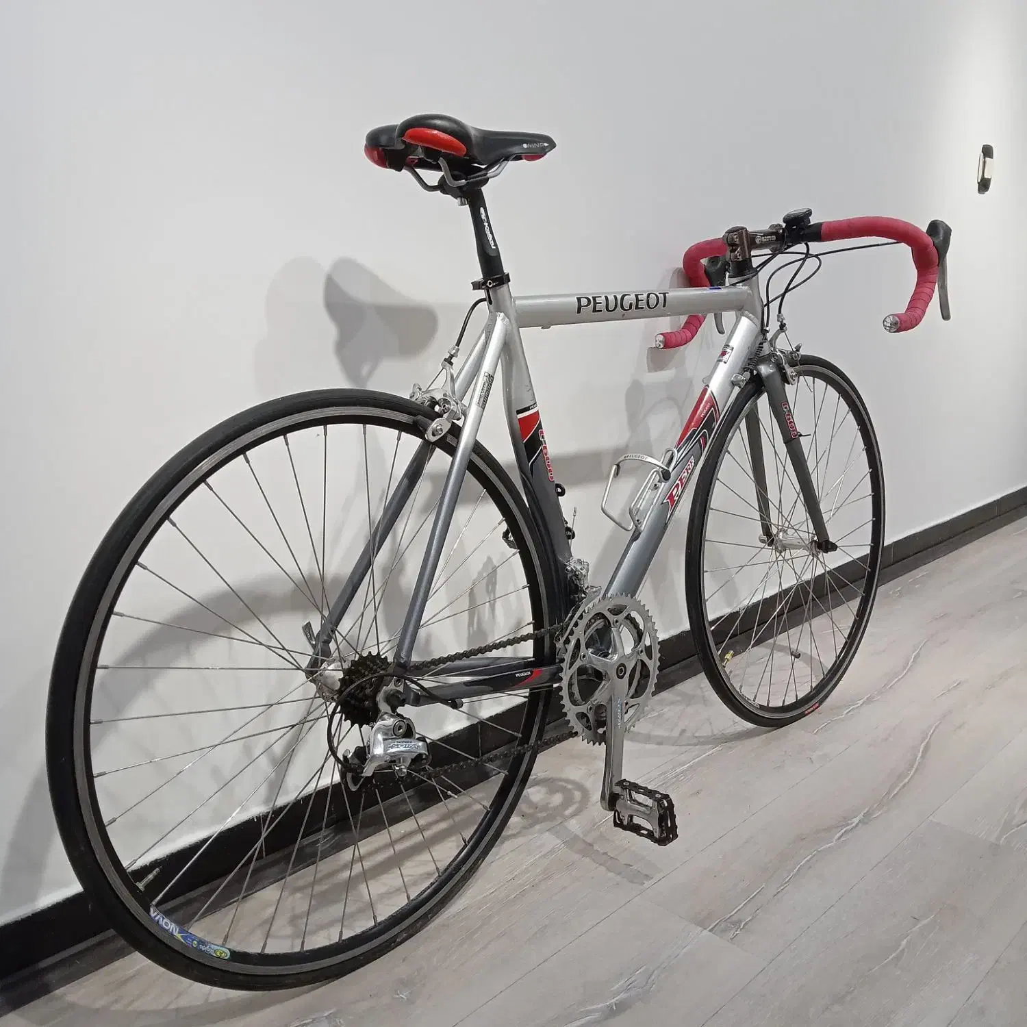 کورسی پژوc600|دوچرخه، اسکیت، اسکوتر|تهران, ونک|دیوار