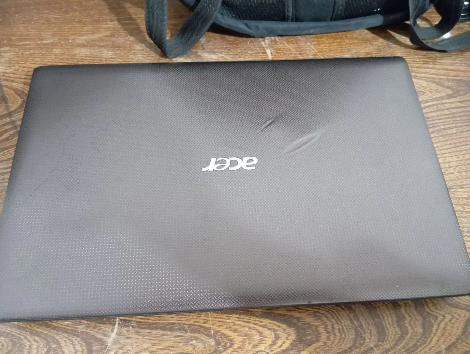 لپ تاپ|رایانه همراه|خوی, |دیوار