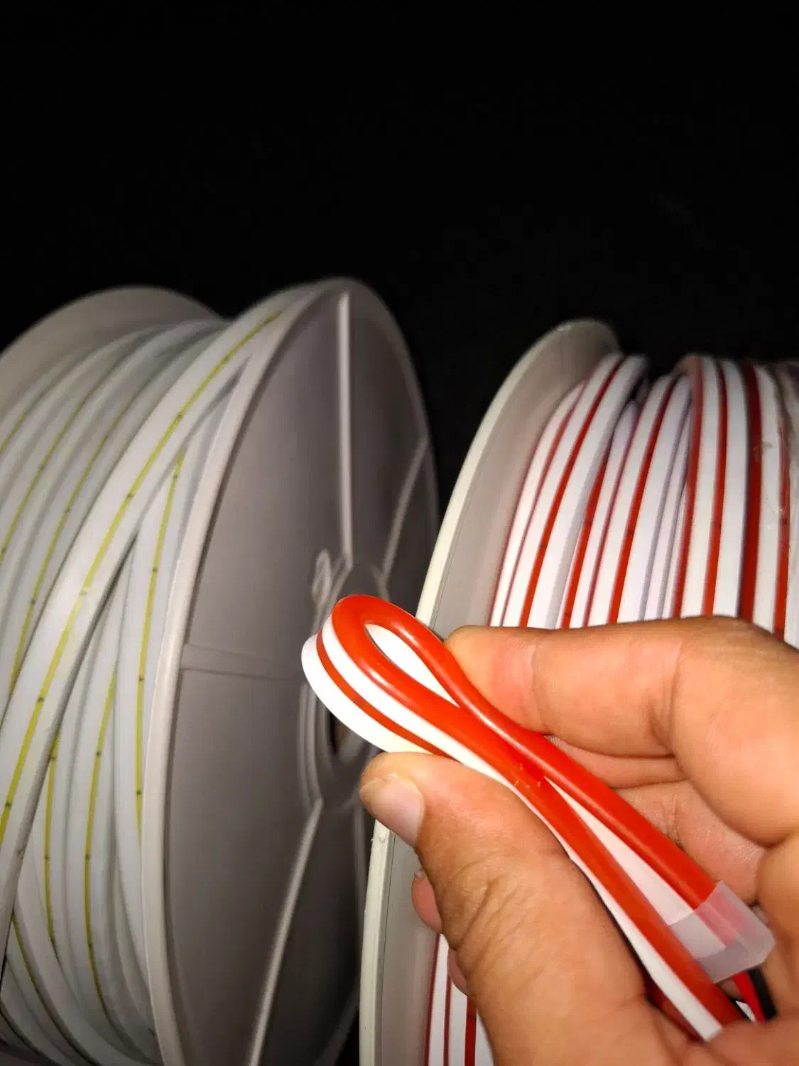 ریسه نئون و آداپتور ۱۲ وات|ریسه و چراغ تزئینی|بوشهر, |دیوار