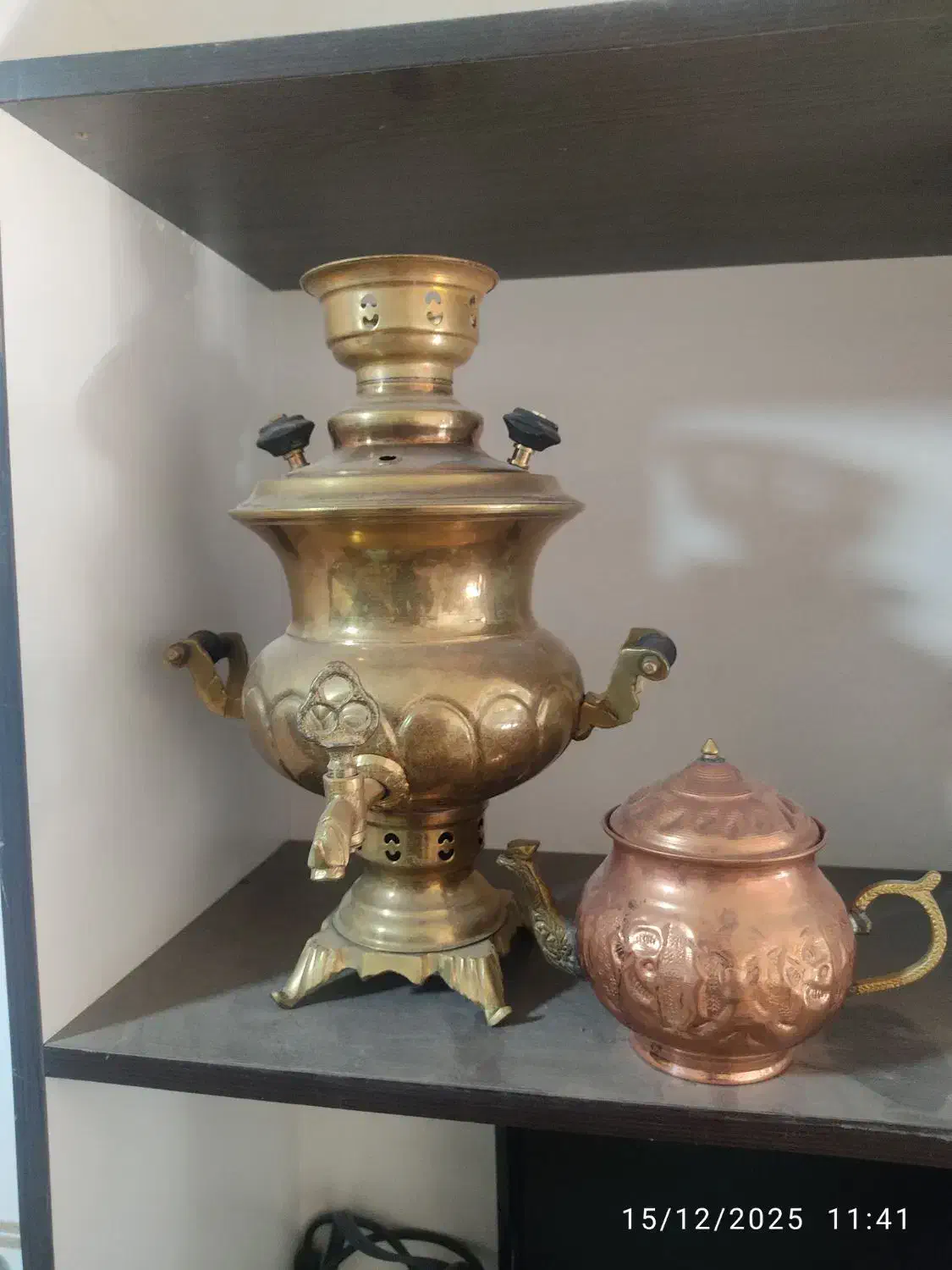 سماوربرنجی زغالی سنگین کادوبرام آوردن|سماور، چایساز، قهوهساز|فردیس, سرحدی|دیوار