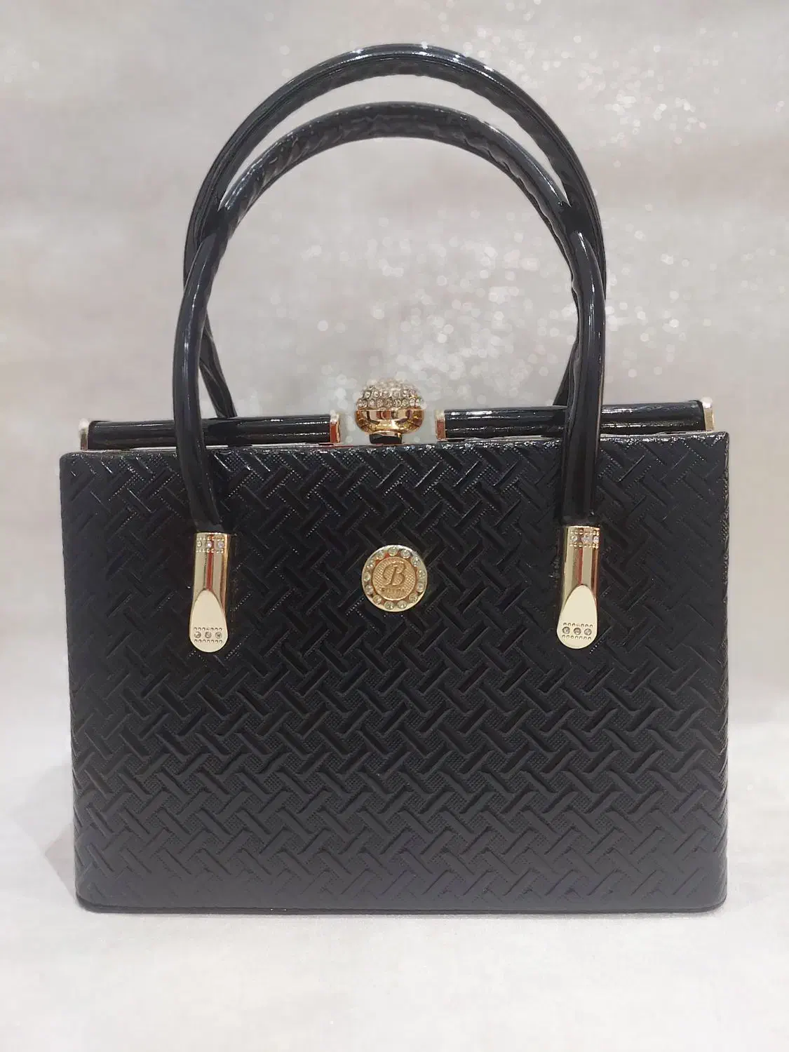 کیف مجلسی|کیف، کفش، کمربند|تبریز, |دیوار