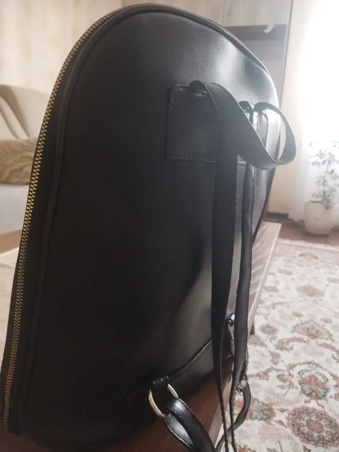 کوله پشتی بسیار شیک|کیف، کفش، کمربند|اندیشه, اندیشه فاز ۴|دیوار