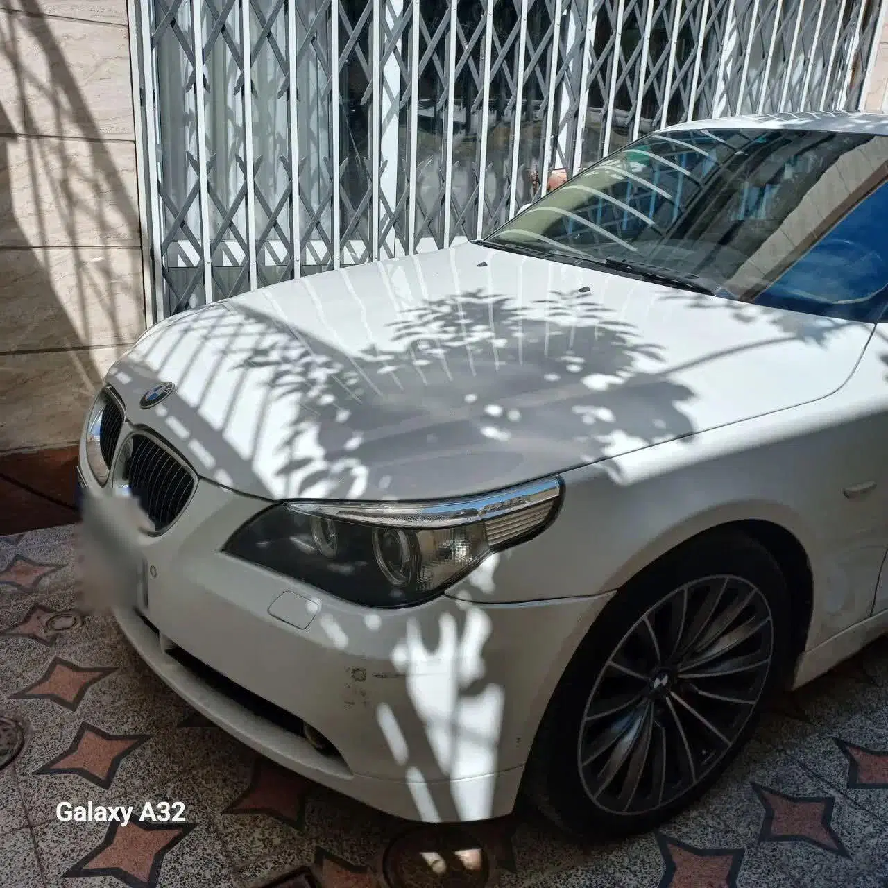 BMW520i|خودرو سواری و وانت|اصفهان, باتون|دیوار
