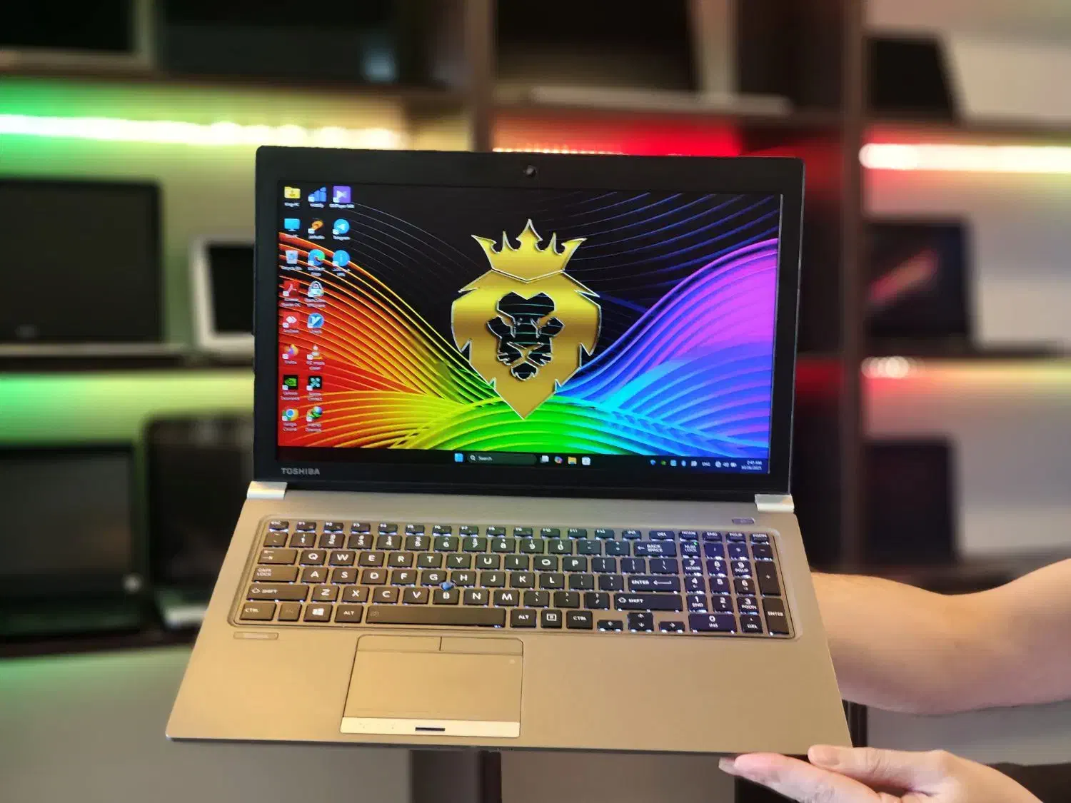 ژاپنی 15 اینچ FHD سبک i7 برای ترید فتوشاپ هلو GTA|رایانه همراه|تهران, میدان ولیعصر|دیوار