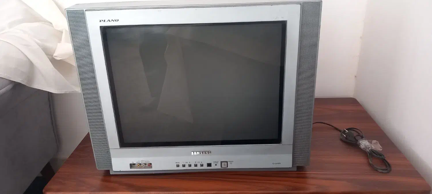 دوعدد تلوزیون سامسونگ ۲۱ و یک عدد تلوزیون ال جی ۳۲|تلویزیون و پروژکتور|قائن, |دیوار