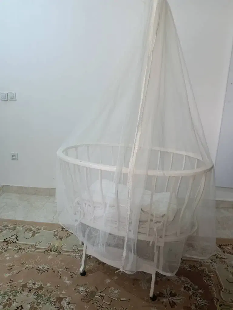 گهواره چوپی کودک|تخت و صندلی بچه|رضوانشهر, |دیوار