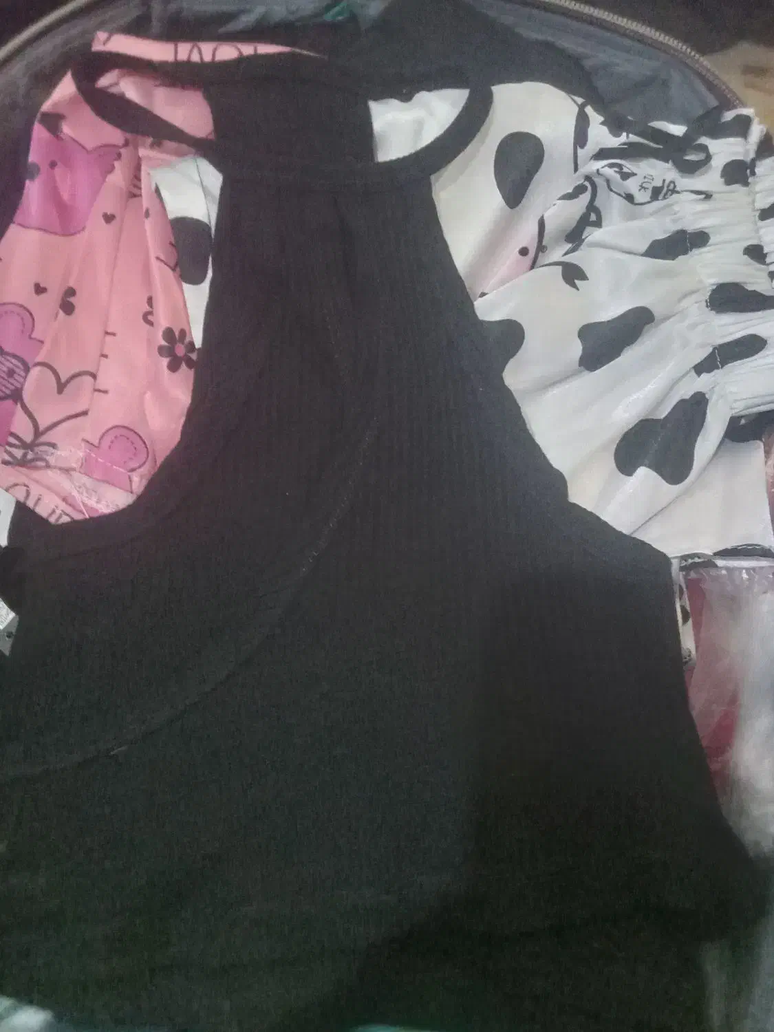 دوستان همگی نو نو|لباس|نوده انقلاب, |دیوار