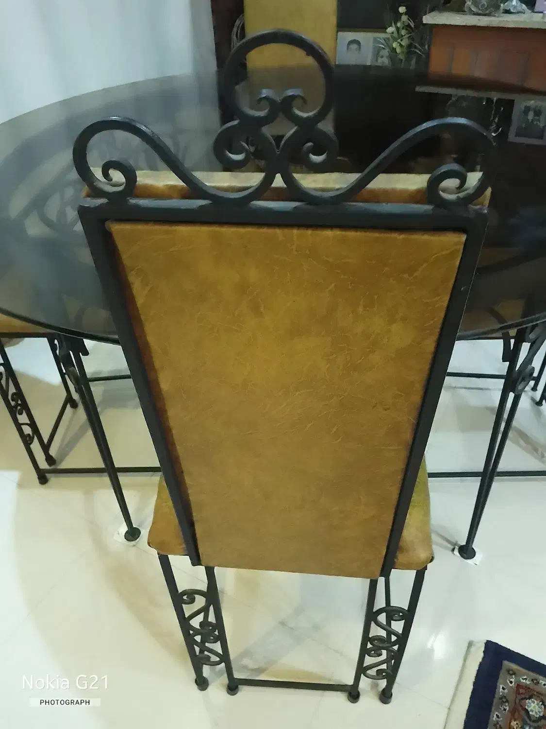 میز غذا خوری فر فورژه|میز و صندلی غذاخوری|آمل, |دیوار